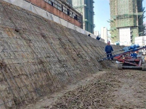 西城建筑边坡支护